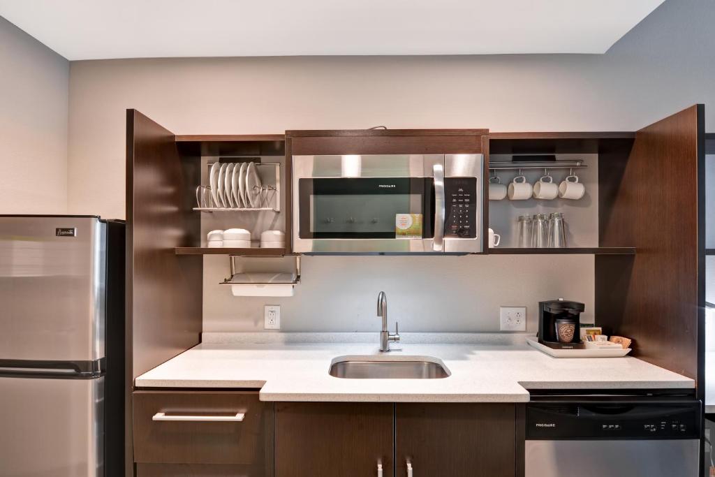 Room image 1